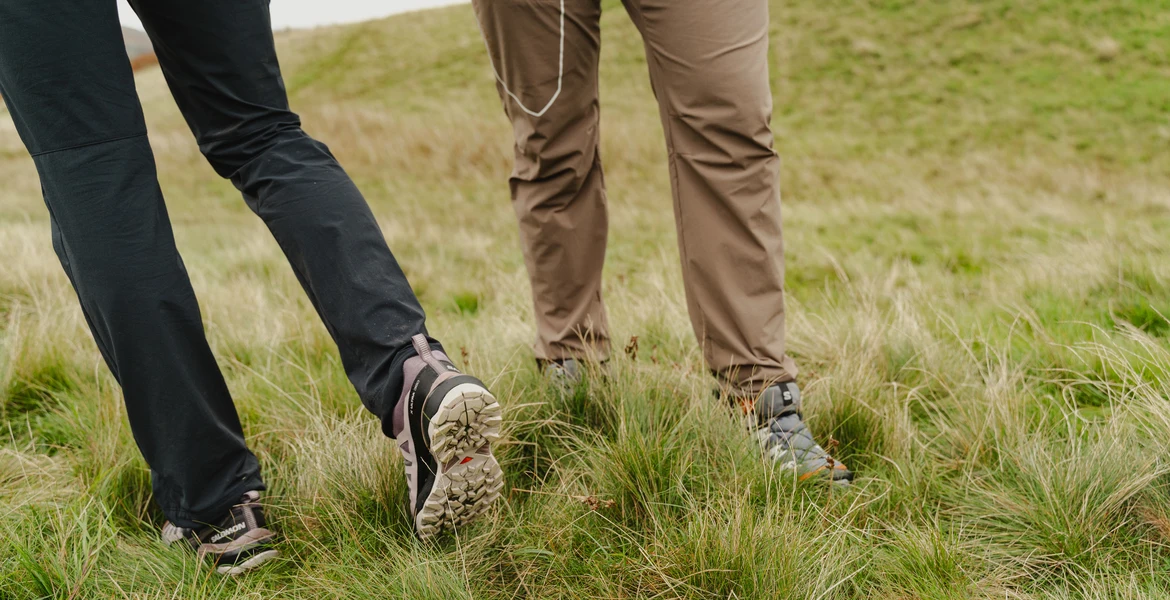 Cum îți alegi pantalonii de drumeție